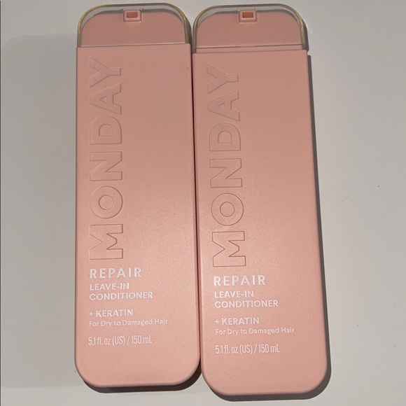Monday Pink Leave-In Conditioner Set - Picture 1 of 1